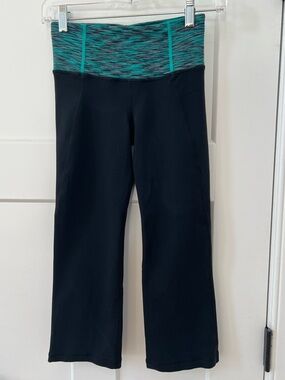 lululemon athletica Black Leggings with Teal Patterned Waistband